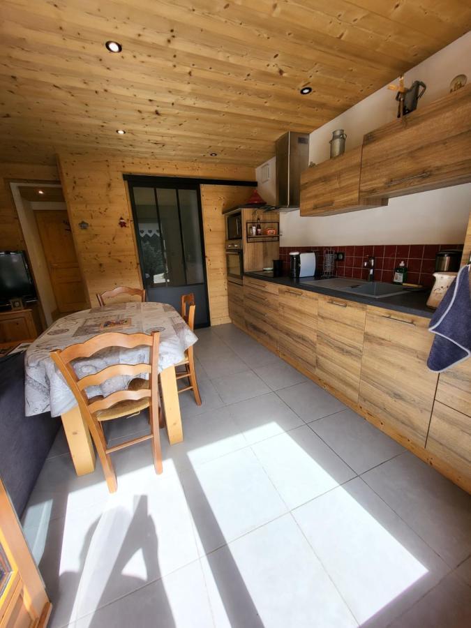 Appartement Cosy Face Aux Aravis เลอกรองด์บอร์นอง ภายนอก รูปภาพ