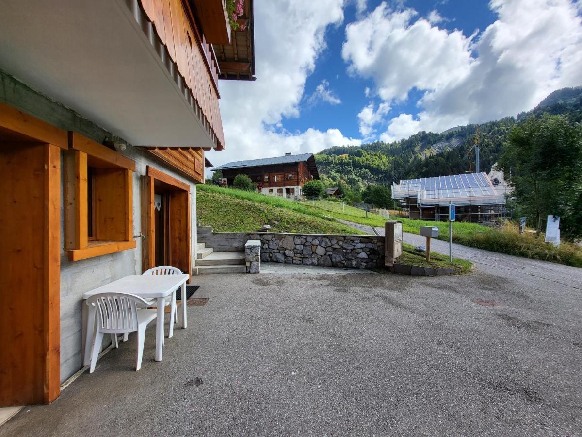 Appartement Cosy Face Aux Aravis เลอกรองด์บอร์นอง ภายนอก รูปภาพ